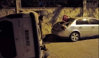 Kahramanmaraş’ta ticari araç ile otomobil çarpıştı: Yaralılar var!