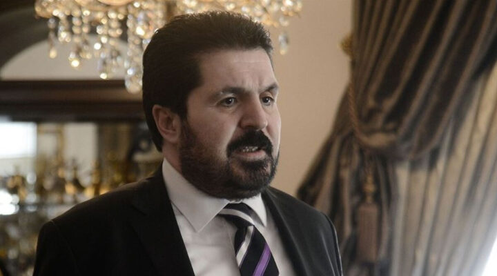 Ağrı Belediye Başkanı Savcı Sayan milletvekilliği adaylığı için istifa etti